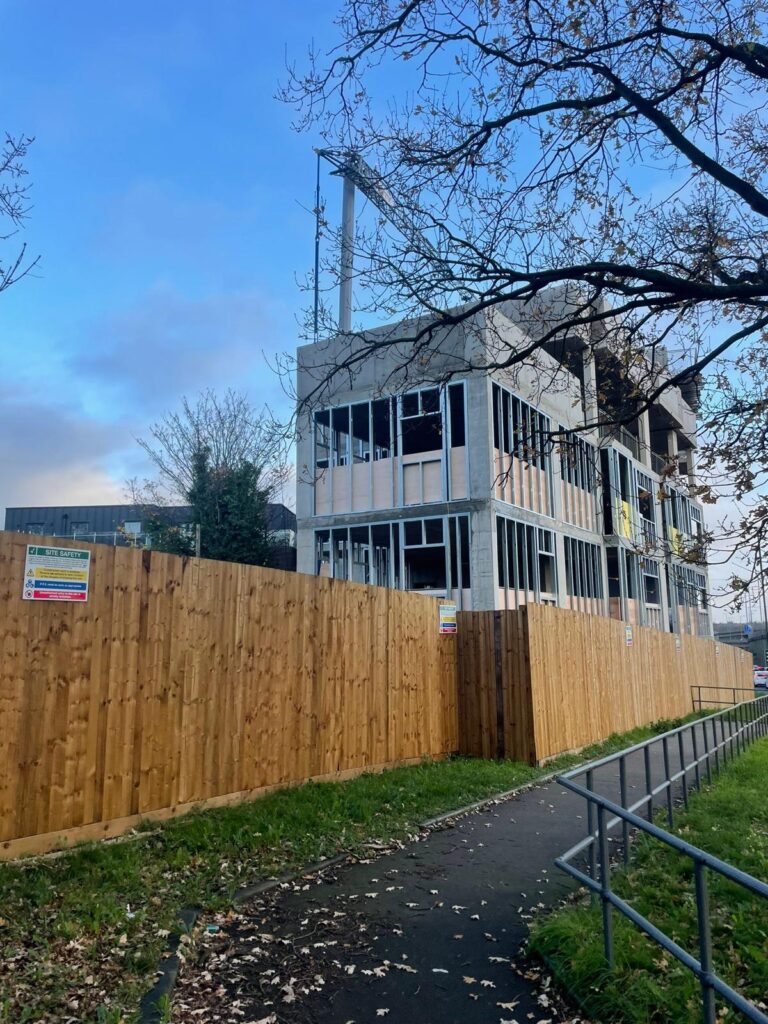 6ed52d56-f4eb-4ae3-9d5c-2d07ad287282 Project in Maybank Road E18 SFS Draming